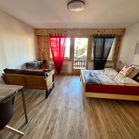 아파트 Centre Station Renove