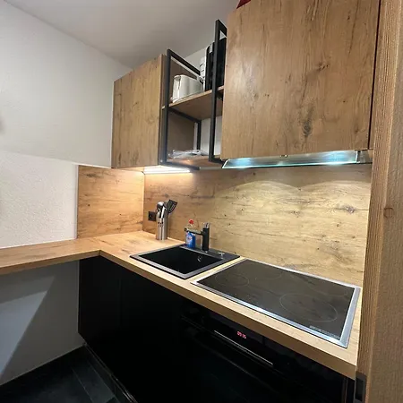 아파트 Centre Station Renove *