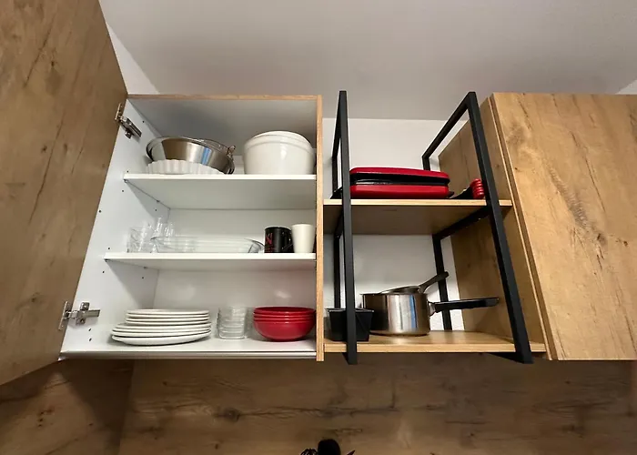 Centre Station Renove Lejlighed